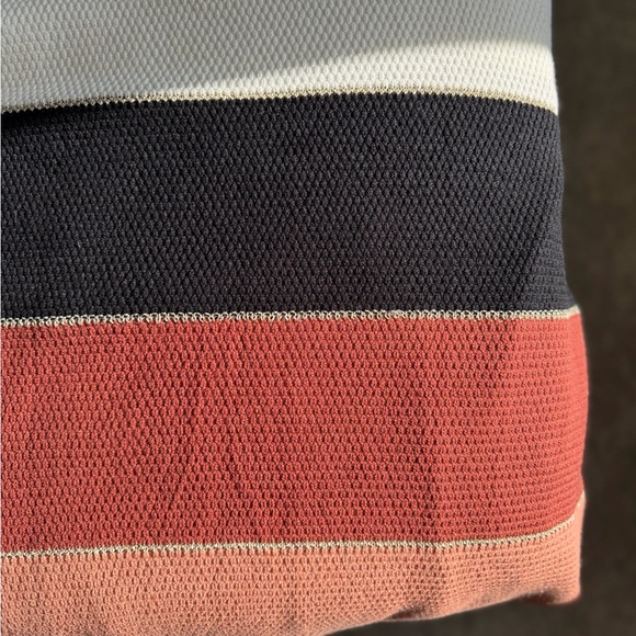 Colorblock Women's Sweater - Picture 3 of 4